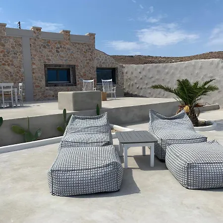 Villa Beltramo Santorini 2 Bedroom Private Pool Villa Foinikia  Exterior photo
