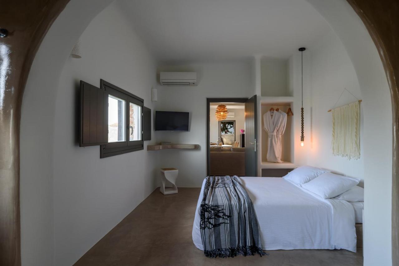 Вилла Beltramo Santorini 2 Bedroom Private Pool